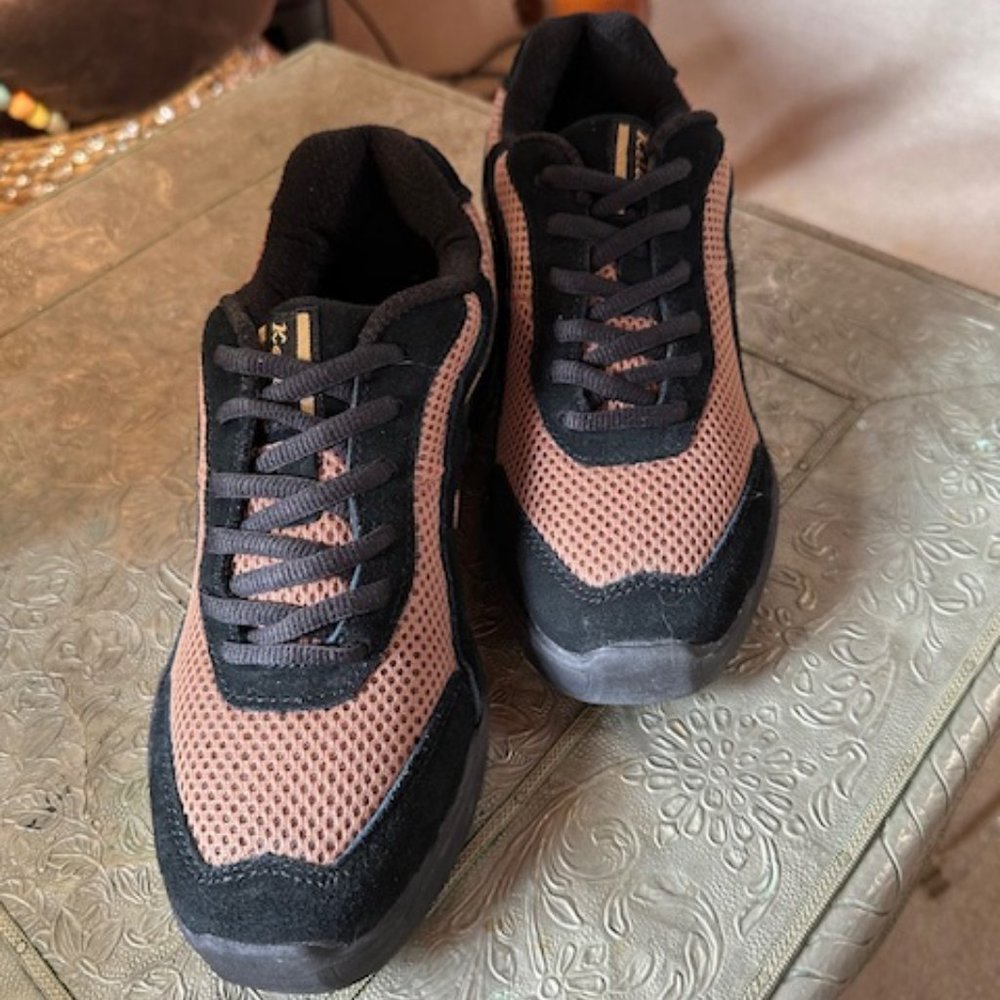 NEW – KELA CI Tip Top Black and Tan Dance Sneakers – 6.5 - Picture 3 of 4